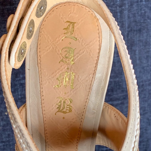 L.A.M.B. GREY + WHITE HEELS - Picture 5 of 7